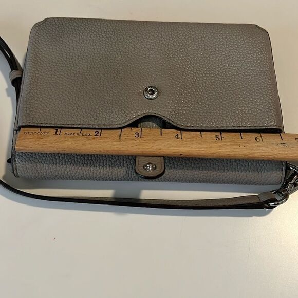 Michael Kors Taupe Pebbled Leather Detachable Adjustable Strap Crossbody - Picture 15 of 16